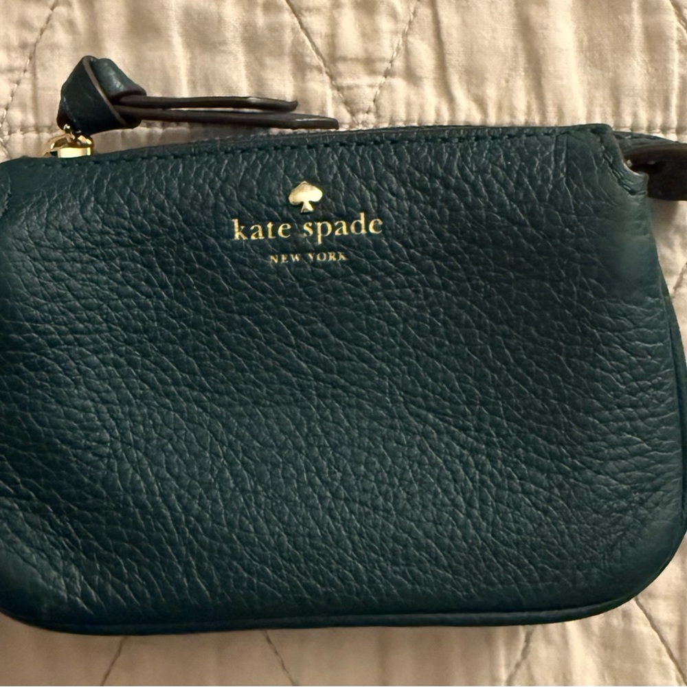 EUC Kate Spade Forest Green Pebbled Leather Card Case
